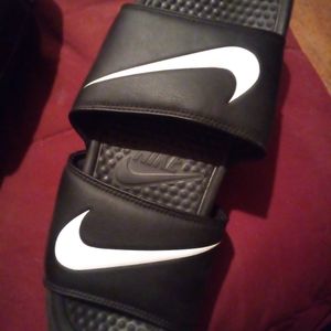 Nike slides